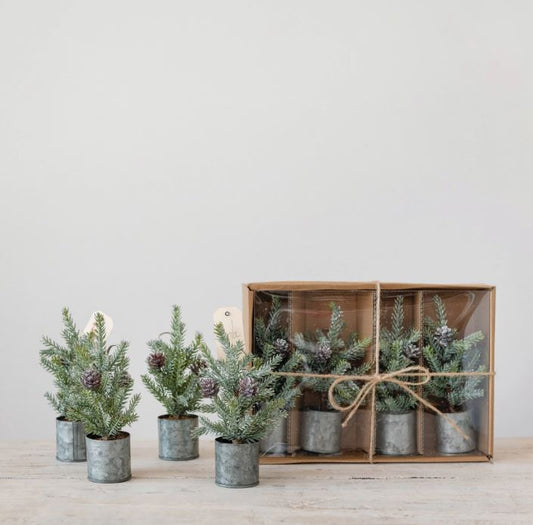 FAUX PINE TREE PLACE CARD HOLDERS